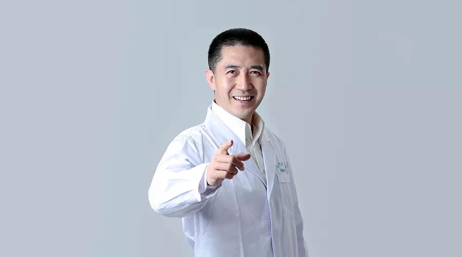 韩叔做客新浪,畅谈拯救胸部下垂的秘密(图7) 韩叔做客新浪,畅谈拯救胸部下垂的秘密(图7)