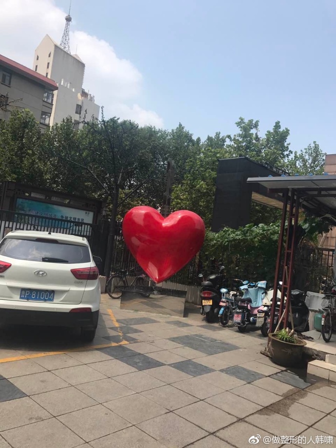 Uncle made a sculpture(图2) Uncle made a sculpture(图2)